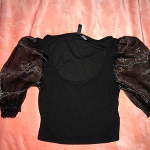 Mesh puffy sleeve black crop top 🖤